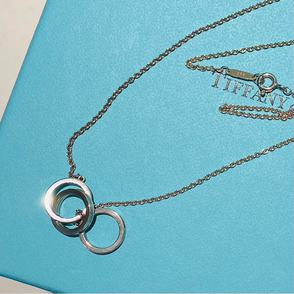 Tiffany & Co. Silver Interlocking Circles Necklace ~ Authentic